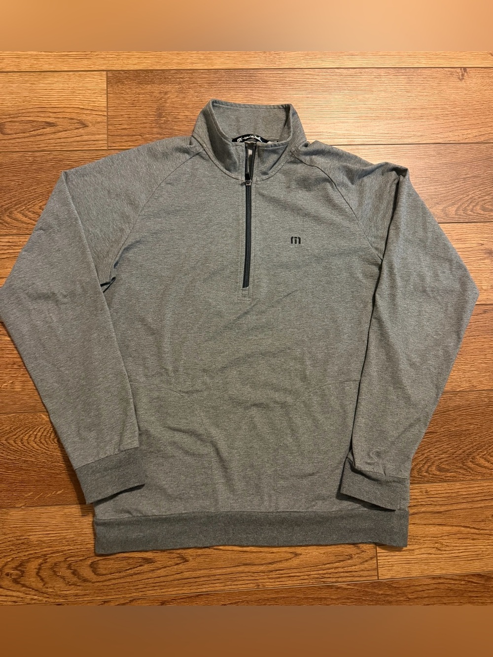 Travis Mathew Heather Gray Performance Quarter Zip Ling Sleeve Golf Pullover